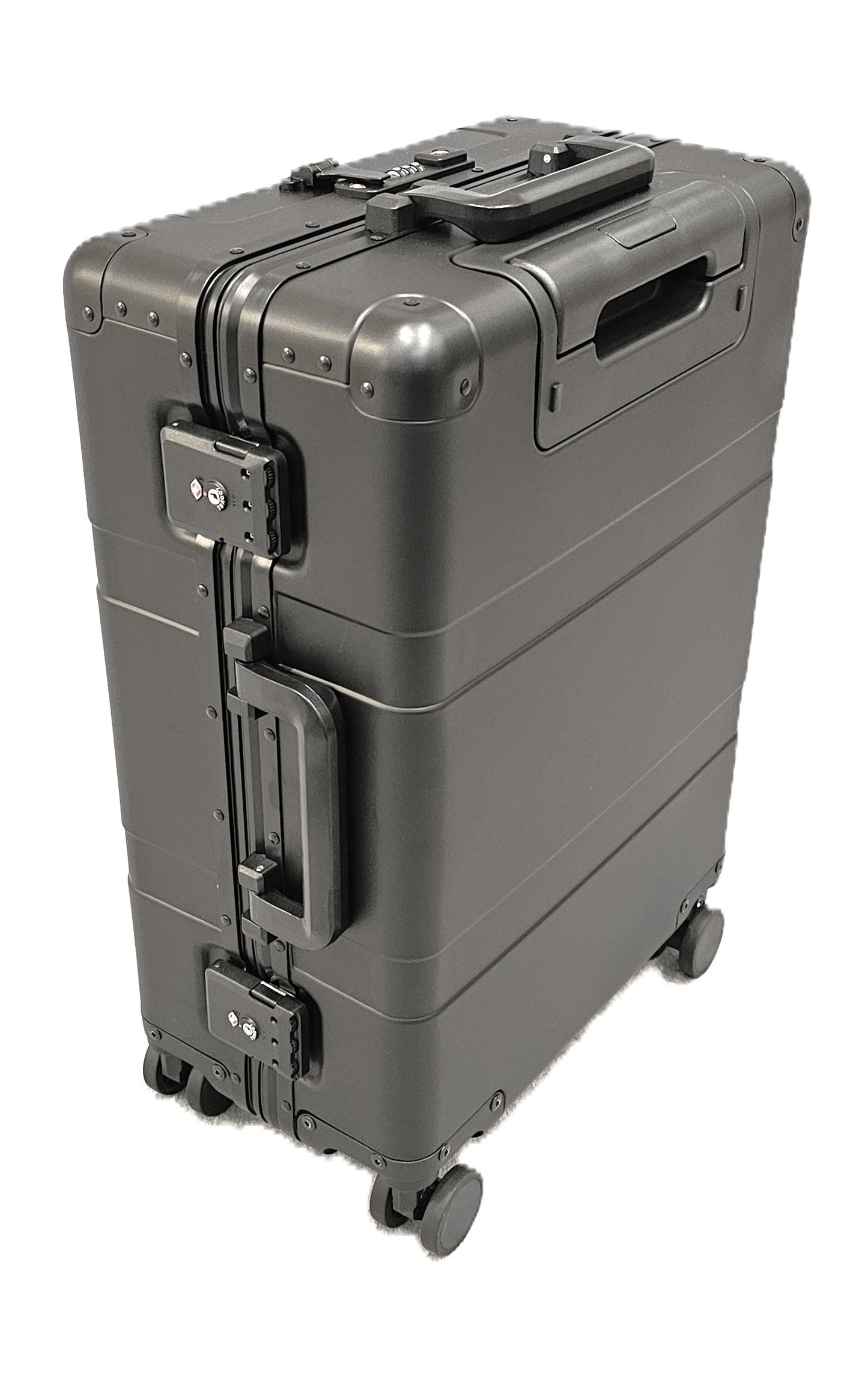 22" Leisure Traveler Roll Aboard