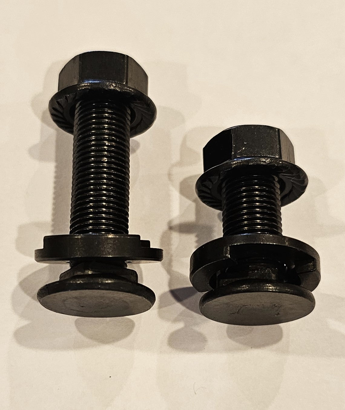 Quick Click Accessories for Professional Flight Crew Roll Aboards