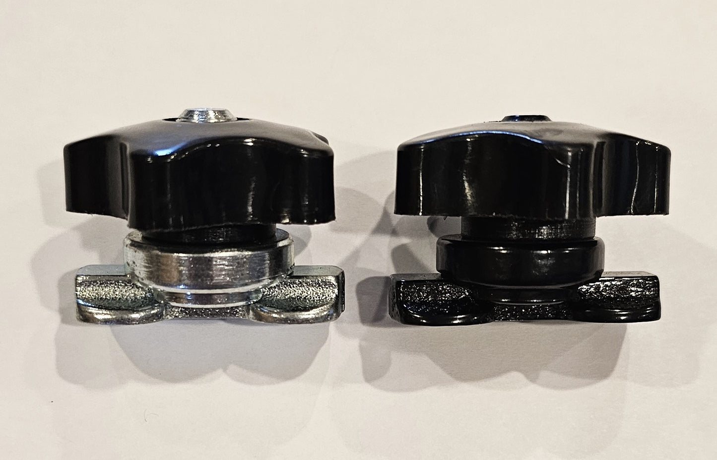 Quick Click Accessories for Professional Flight Crew Roll Aboards