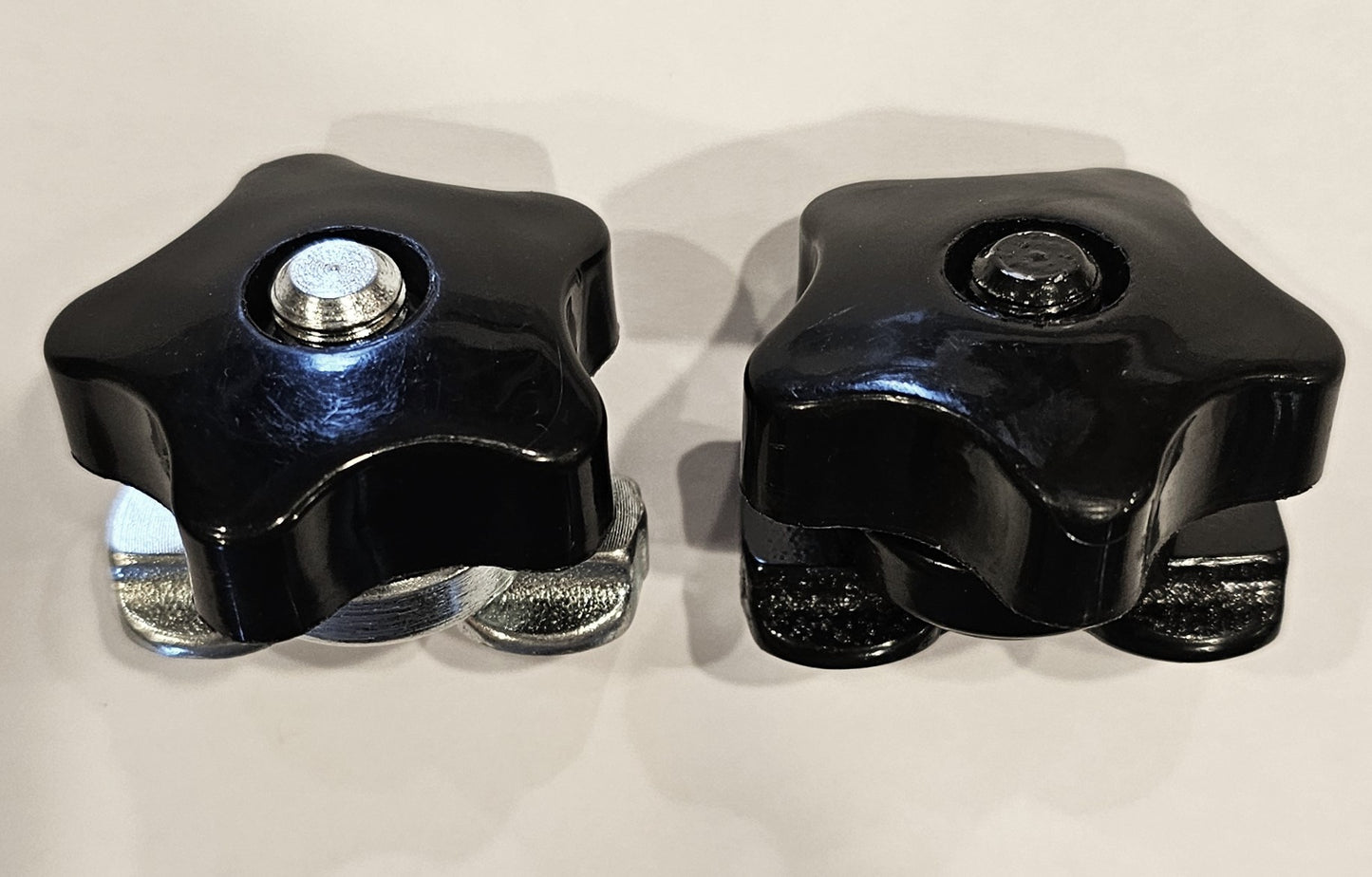 Quick Click Accessories for Professional Flight Crew Roll Aboards