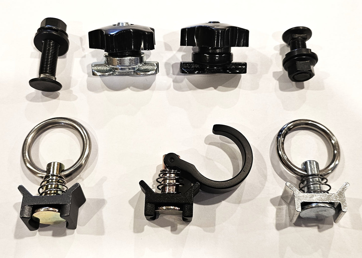 Quick Click Accessories for Professional Flight Crew Roll Aboards