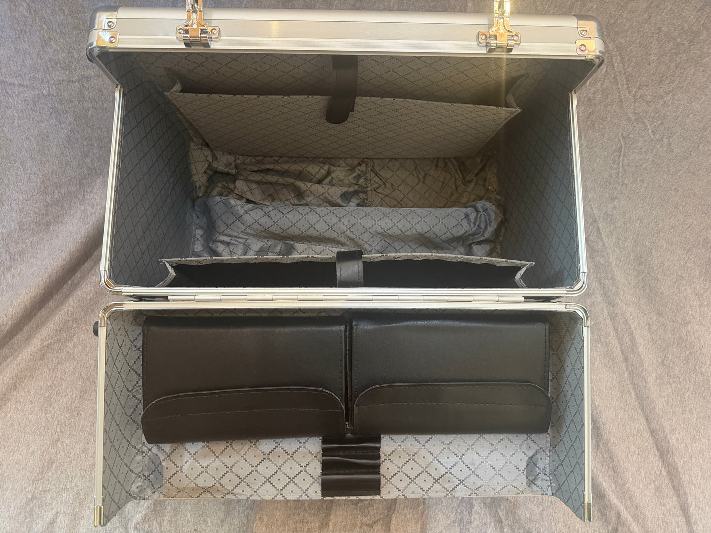 Prototype Professional Flight Deck Case in Star Light Silver - B4