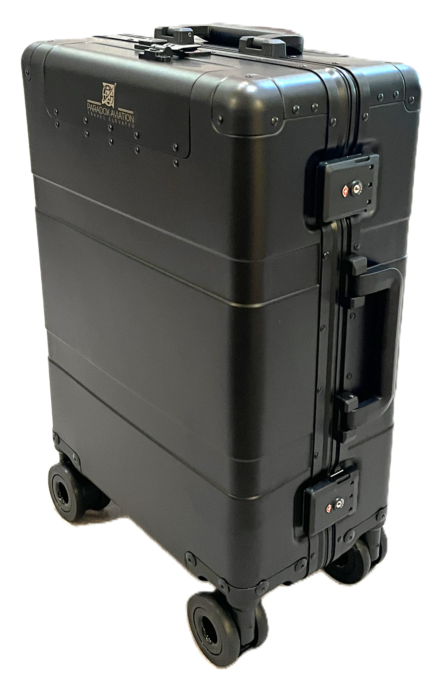 22" Frequent Flyer Roll Aboard