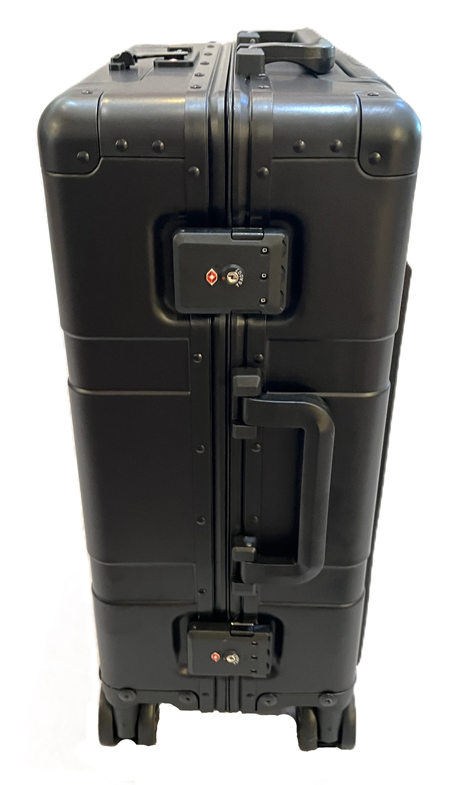 22" Frequent Flyer Roll Aboard