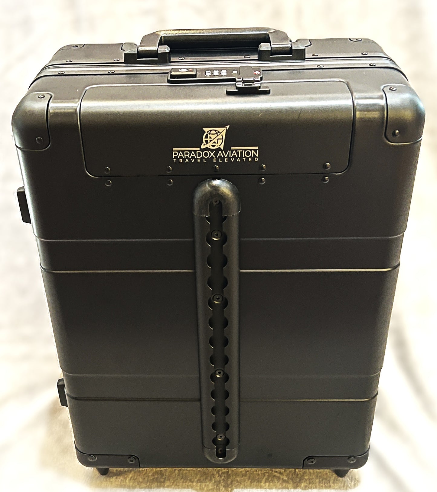 22" GEN2 Professional Flight Crew 2-Wheel Roll Aboard