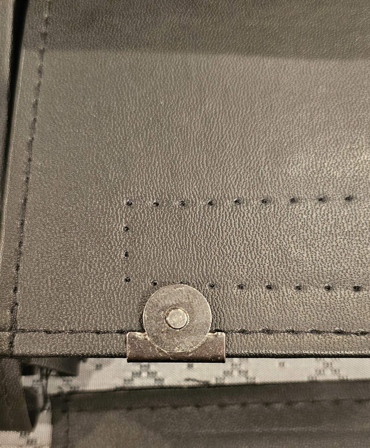 Retrofit Magnetic Clasp Kit for GEN1 Professional Flight Deck Cases
