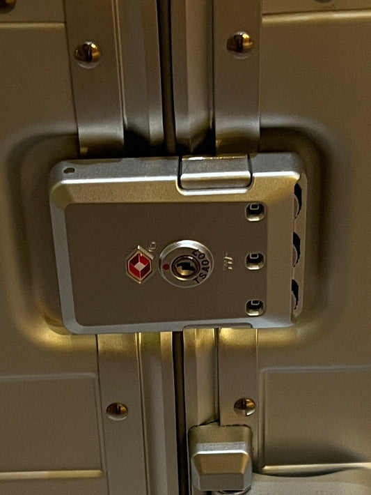 Replacement roll aboard main case lock outer.