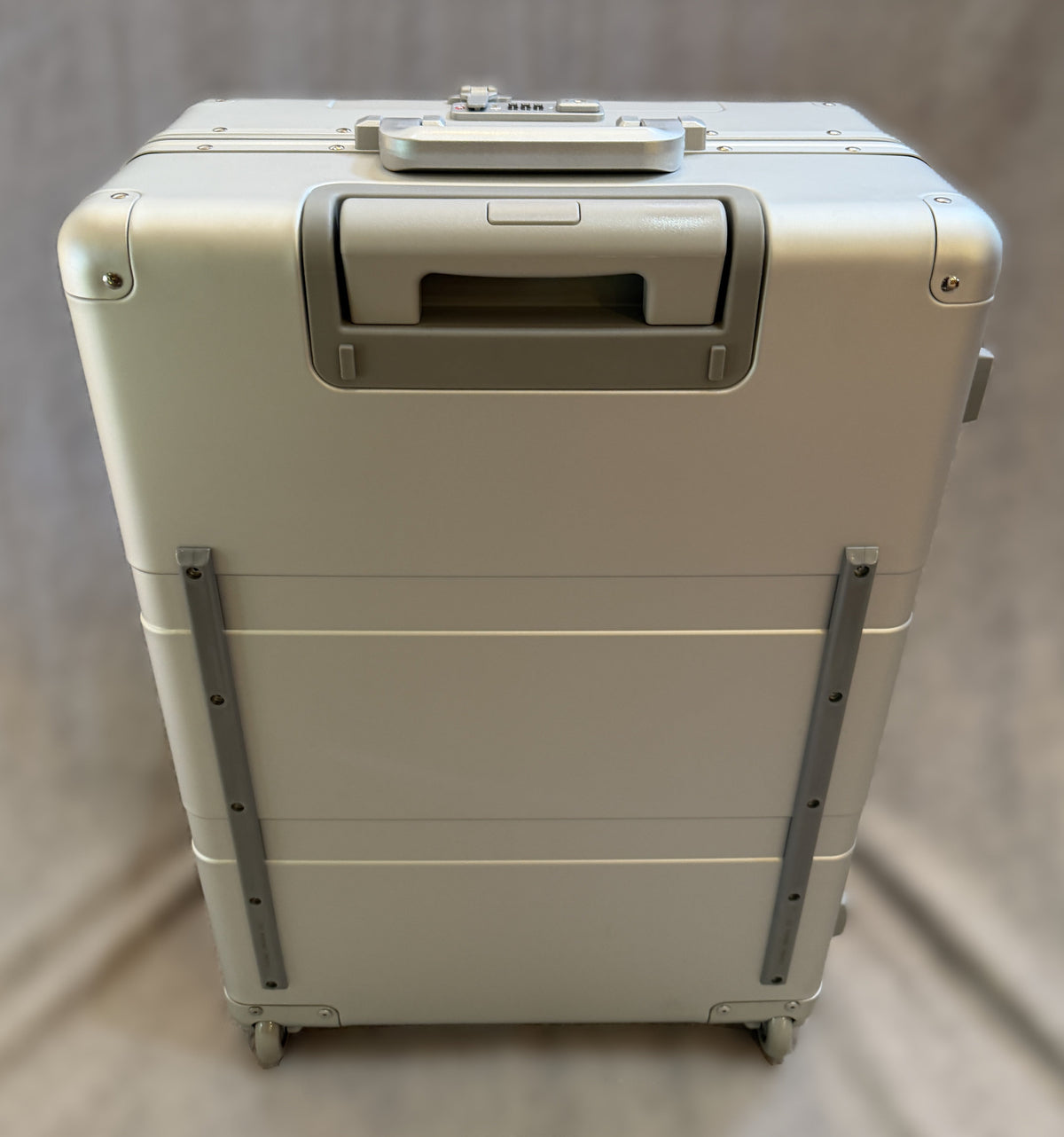 Paradox Aviation 25-inch GEN2 silver hard-shell flight crew roll-aboard luggage with retractable handle and wheels