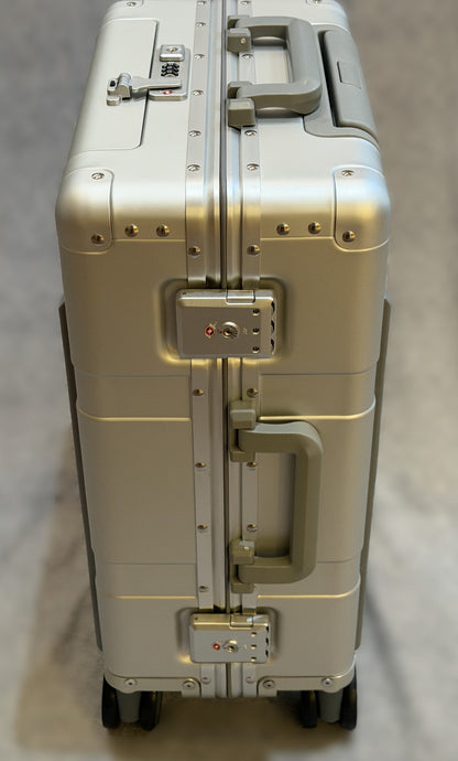 Paradox Aviation 22 inch GEN2 Frequent Flyer carry-on suitcase in starlight matte silver with matte silver handles and locks.