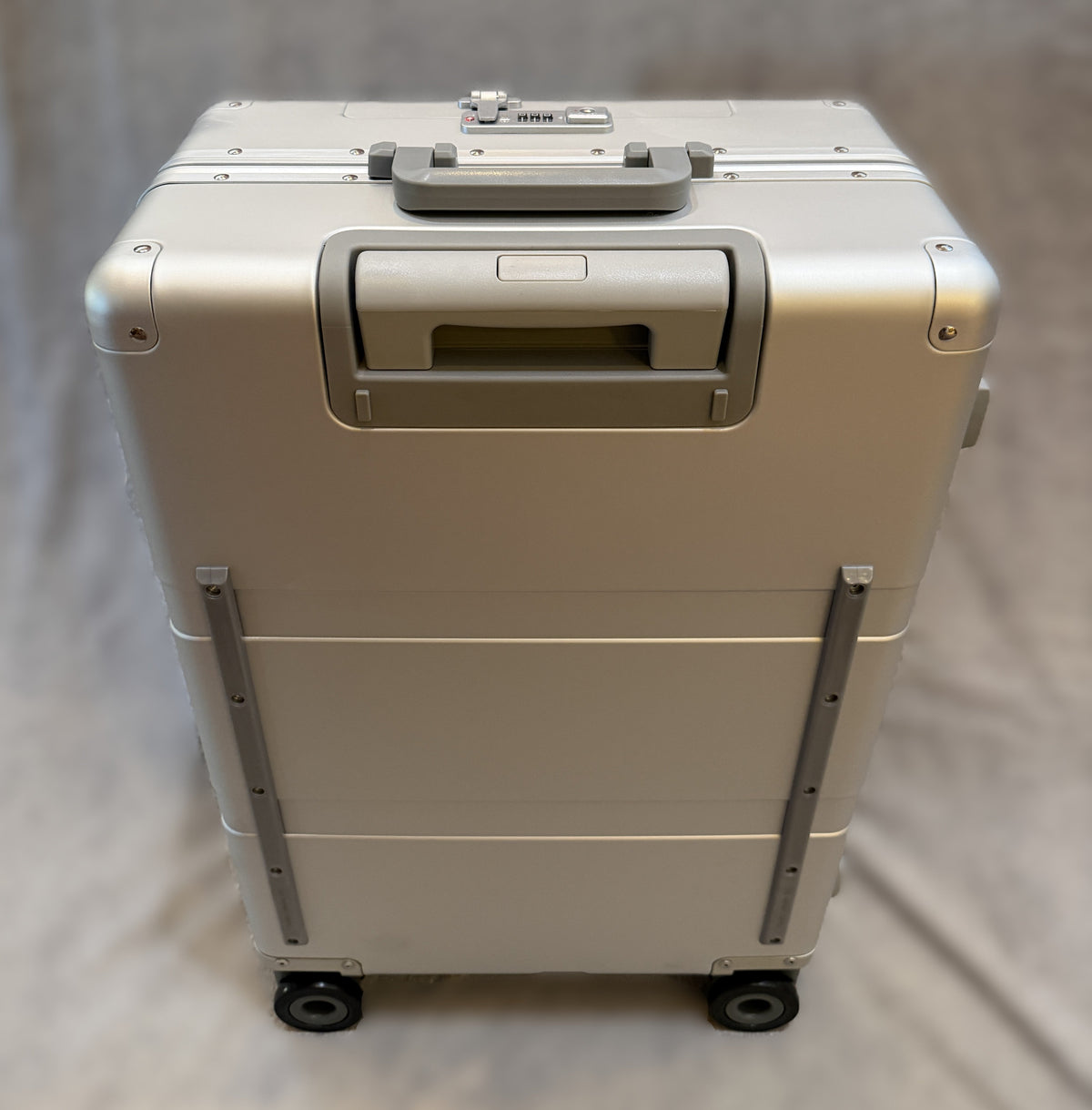 Paradox Aviation 25-inch GEN2 Frequent Flyer aluminum hard-shell luggage in starlight silver with matte grey handle and wheels